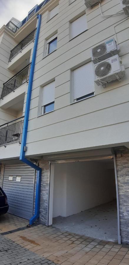 Cvetkovic Lux Аpartmani & Free Garaza Vrnjačka Banja Exterior foto