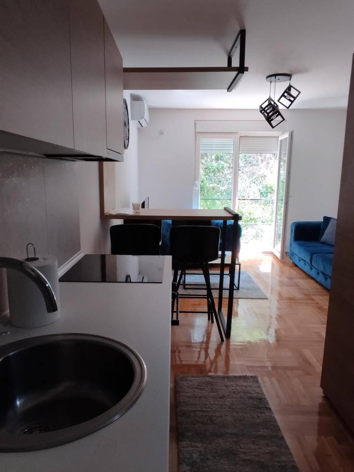 Cvetkovic Lux Аpartmani & Free Garaza Vrnjačka Banja Exterior foto